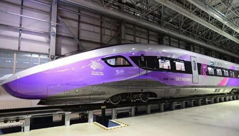Athletes, Fans Ride Electric Trains to Carbon-neutral Asian Games