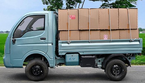 Rough Road for India's EV Market as Modi Loses Majority