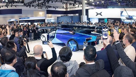 Automakers take demanding roles in Davos First Movers Coalition