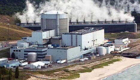 U.S. Embraces Nuclear Power to Decarbonize Grid for EV Charging